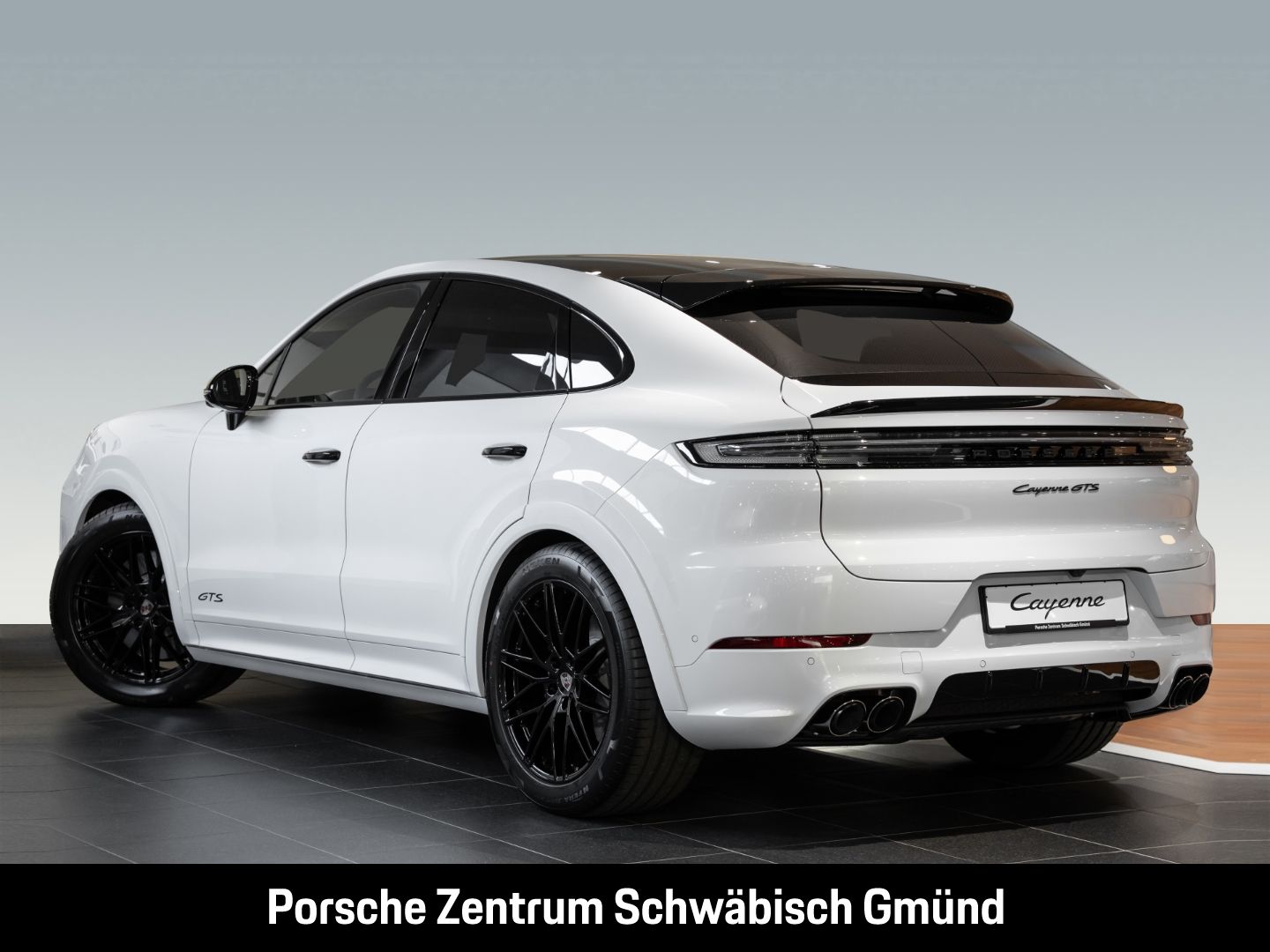Porsche Cayenne GTS Coupe HA-Lenkung InnoDrive Head-Up foto 3