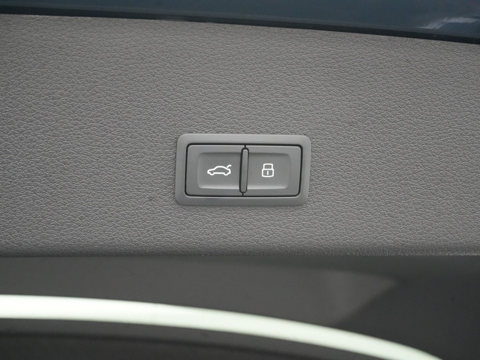 Audi Q8 S line NAVI PANO B&O KAM 360°MATRIX SHZ foto 18