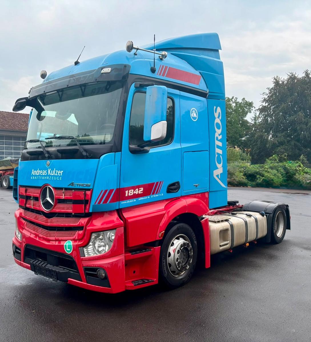 Mercedes-Benz Actros 963-4 / 1842 / Lowliner