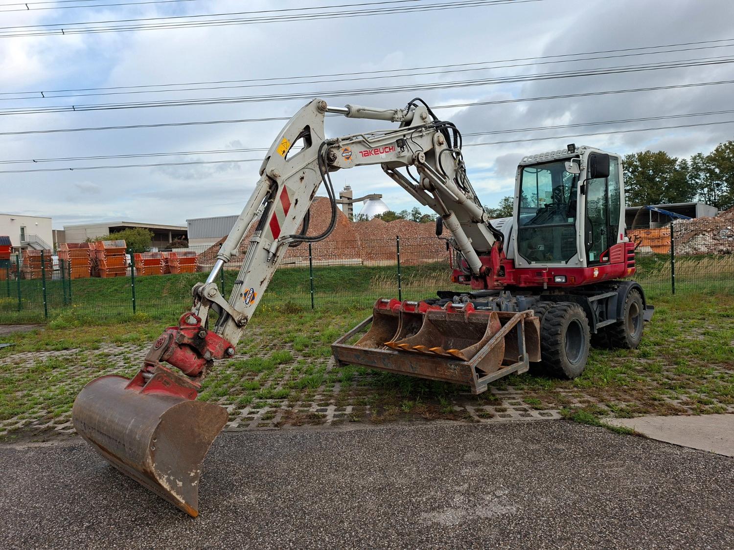 Takeuchi TB 295 W