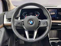 Fahrzeugabbildung BMW 218i ActiveTourer Luxury Line LEDER ACC LED RFK