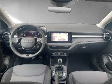Skoda Fabia 1.0 TSI Tour *NAVI*KLIMA*SHZ*KAMERA*LED