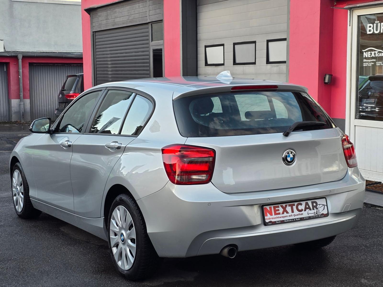 BMW 116 i|Automatik|Navi|PDC|SHZ|WenigKM