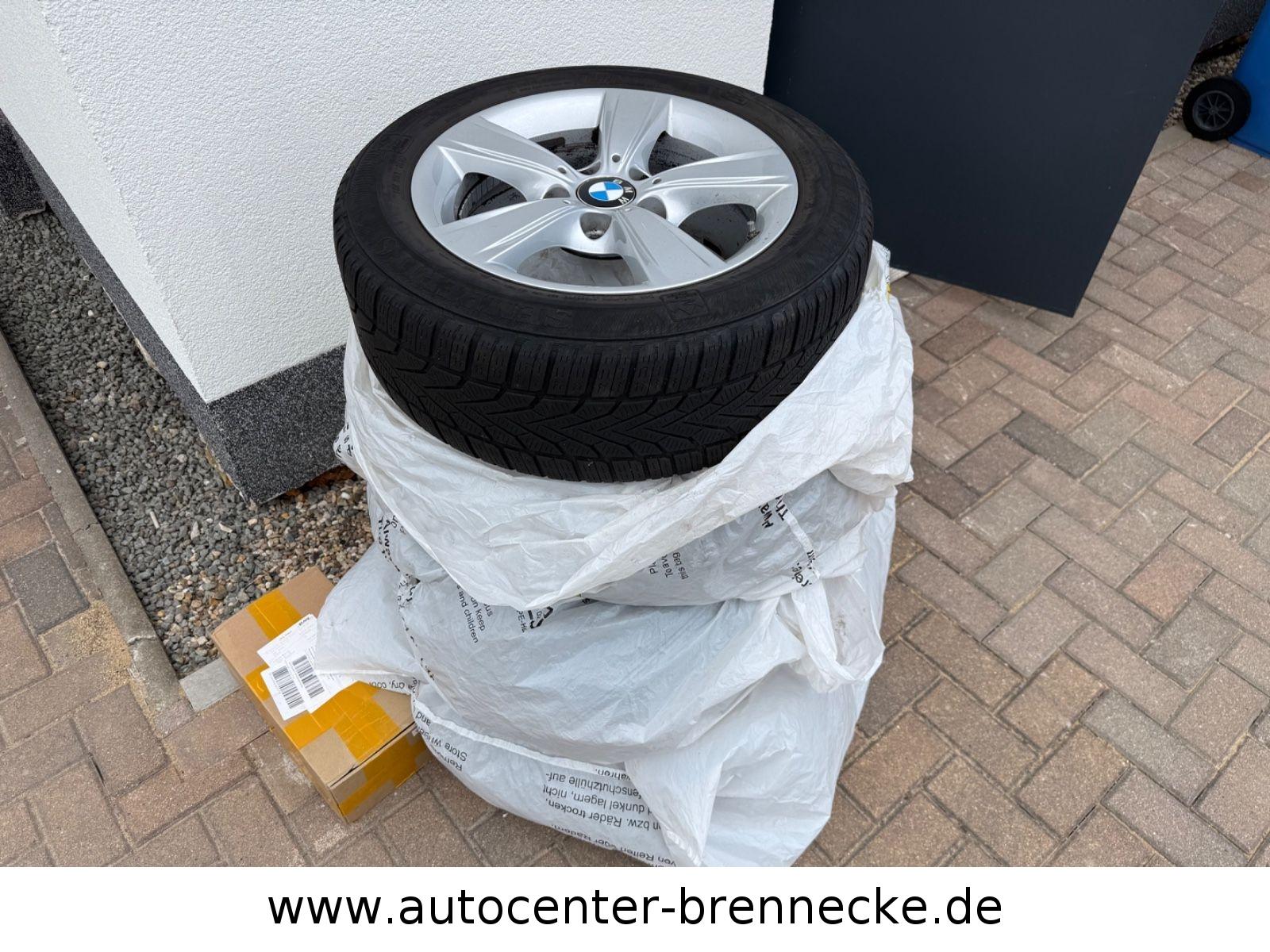 BMW 118i Sport Line*Schiebedach*LED*PDC*8-fach ber*