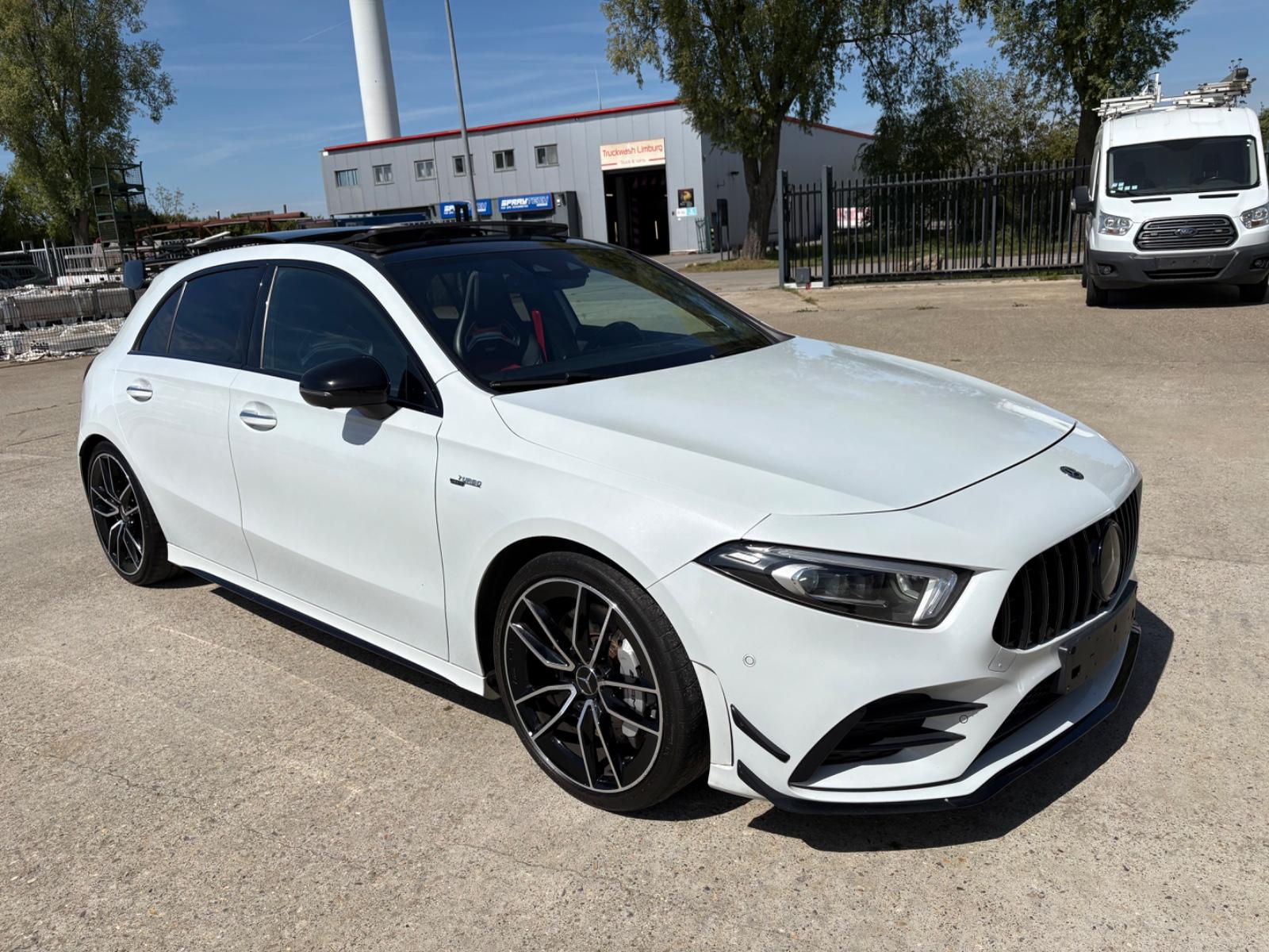 Mercedes-Benz A 35 AMG 4 MATIC AERO PAKET