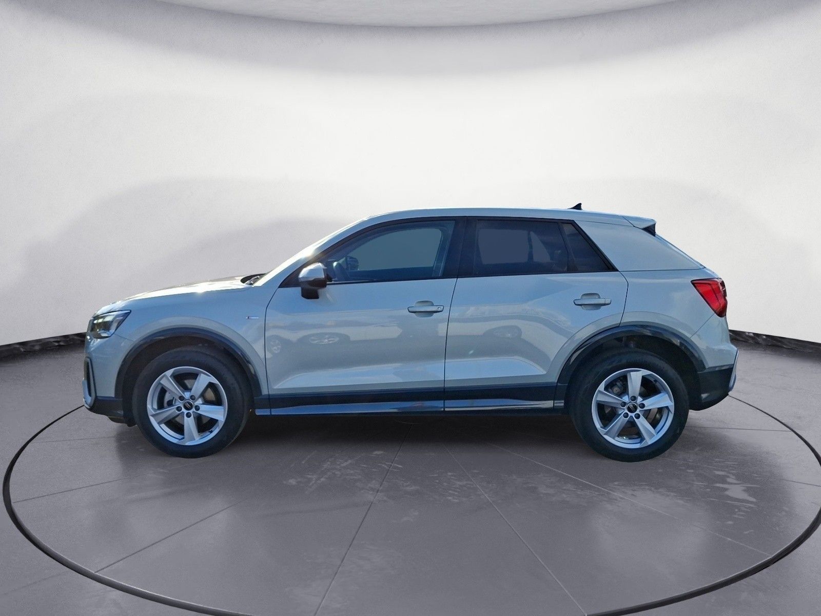 Audi Q2 30 TFSI S line Navi connect MatrixLED virtual imagem 3