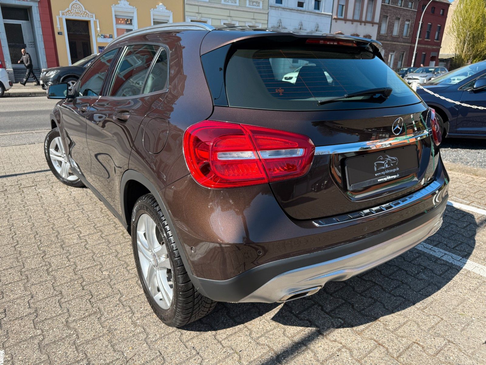 Fahrzeugabbildung Mercedes-Benz GLA 200 URBAN NAVI ILS KAMERA GARANTIE