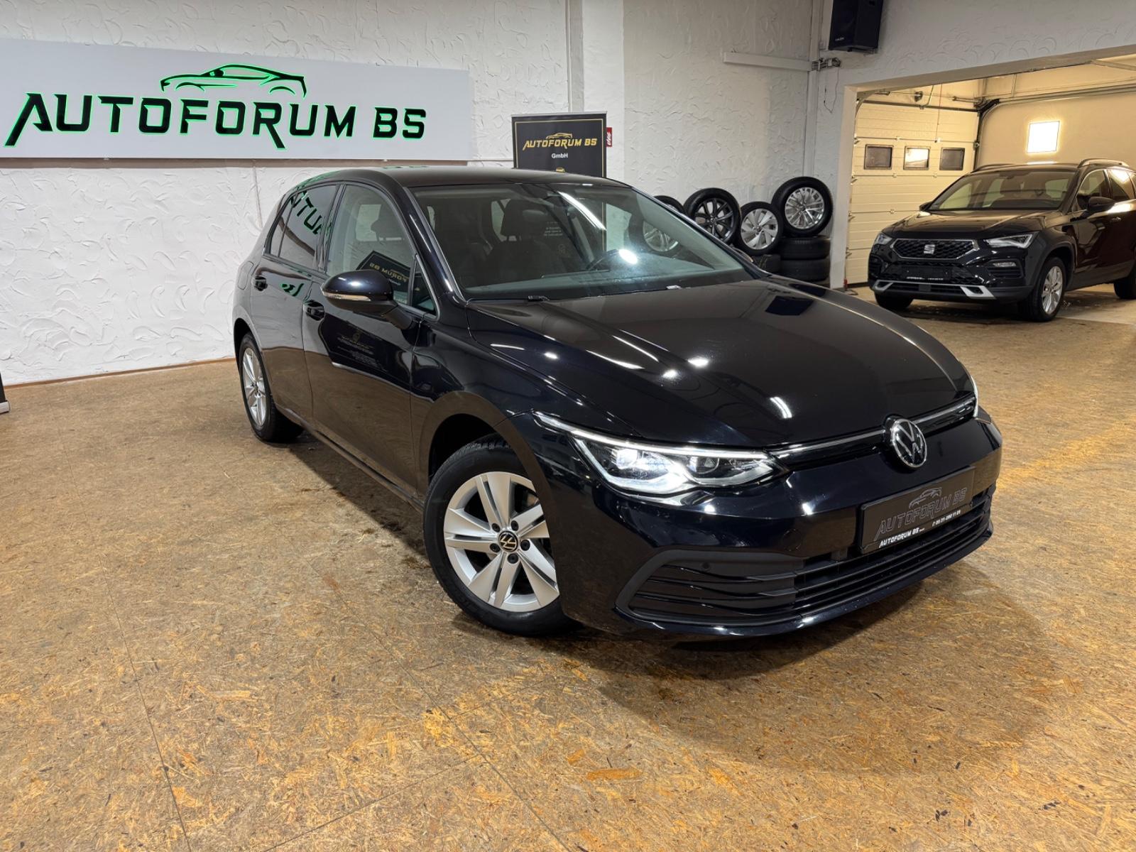 Volkswagen Golf VIII Lim. Life 1.5TSI/CAM/SHZ/GARANTIE11/27, миниатюра 5