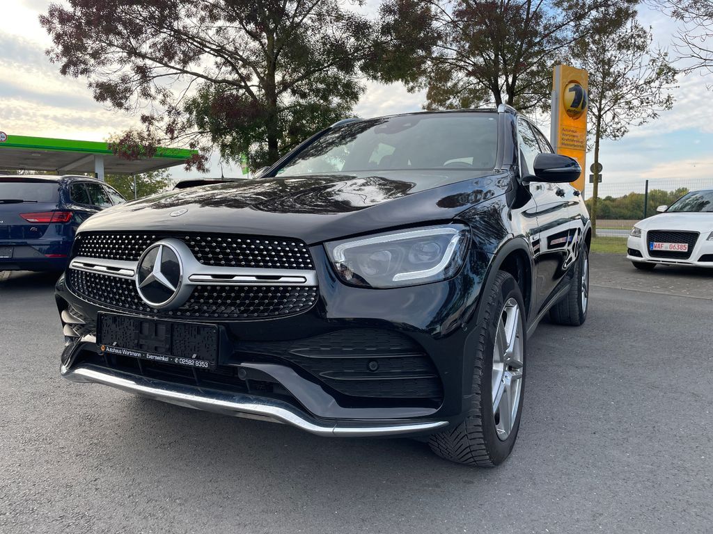 Image of Mercedes-Benz GLC 300
