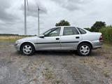 Opel Vectra B 1.8 16V Automatik | TÜV 02/2028 - Opel Vectra: 2.0