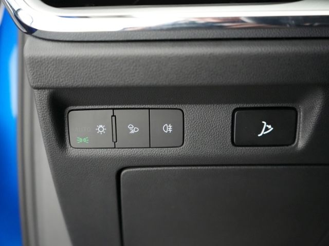 ENYAQ iV 80+ANHÄNGERKUPPLUNG+NAVI+RÜCKFAHRKAMERA