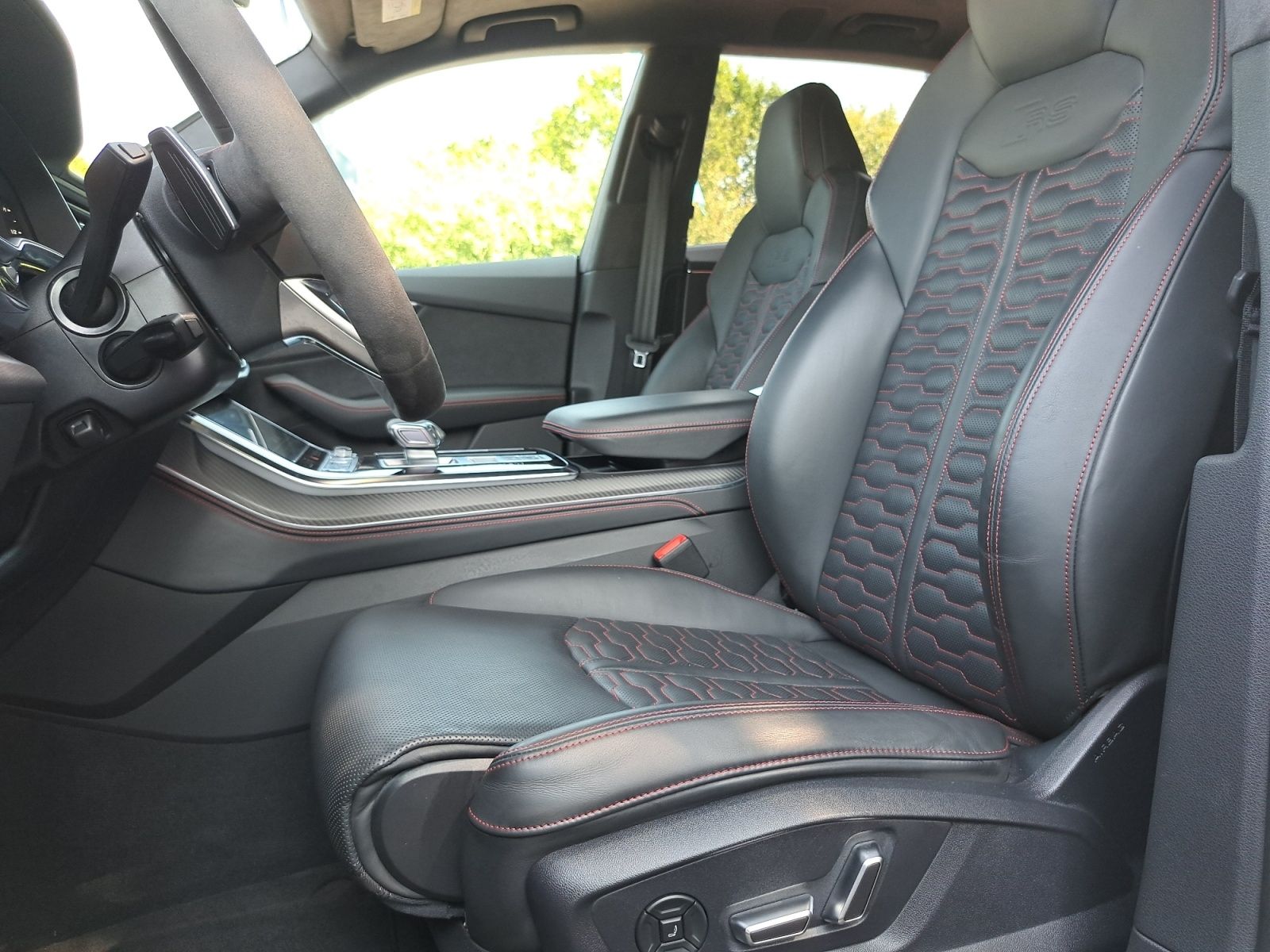 Audi RSQ8 - Bild 16