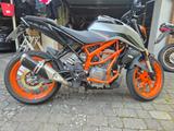 KTM 390 Duke Silver - KTM DUKE 390
