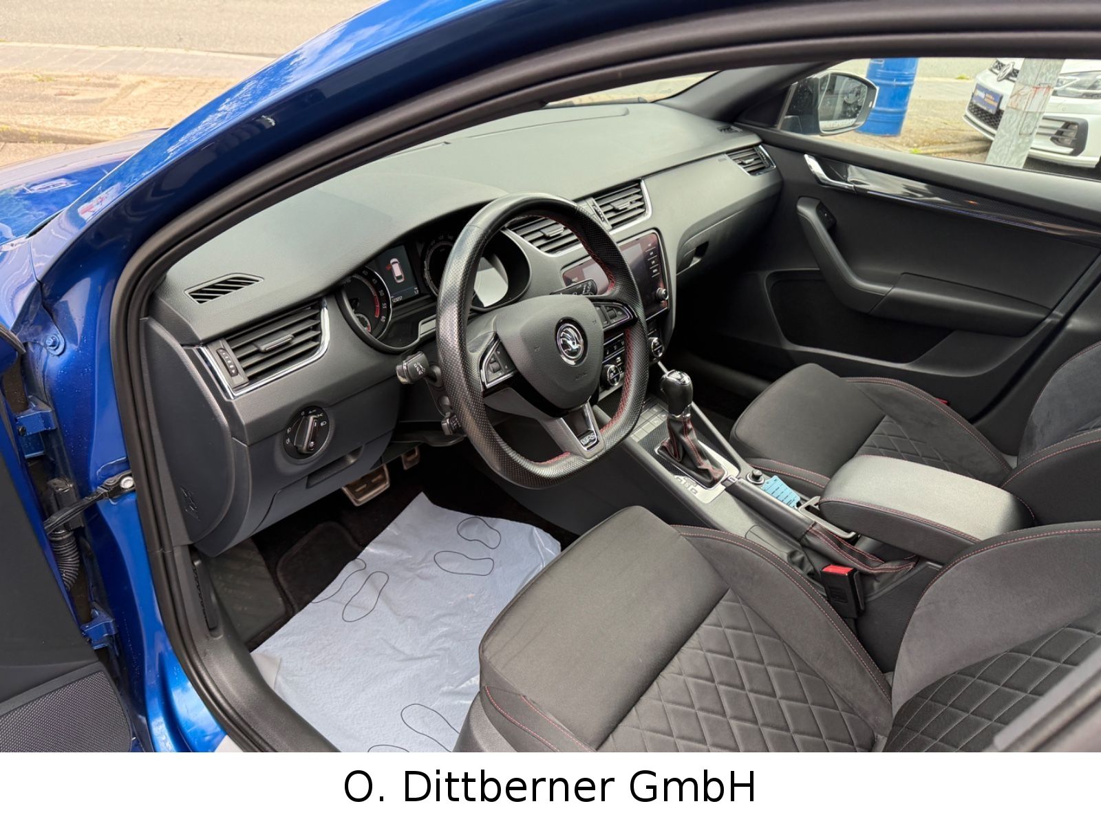 Skoda Octavia Combi 2,0 TDI DSG RS 4x4 StdHzg ACC Navi foto 5