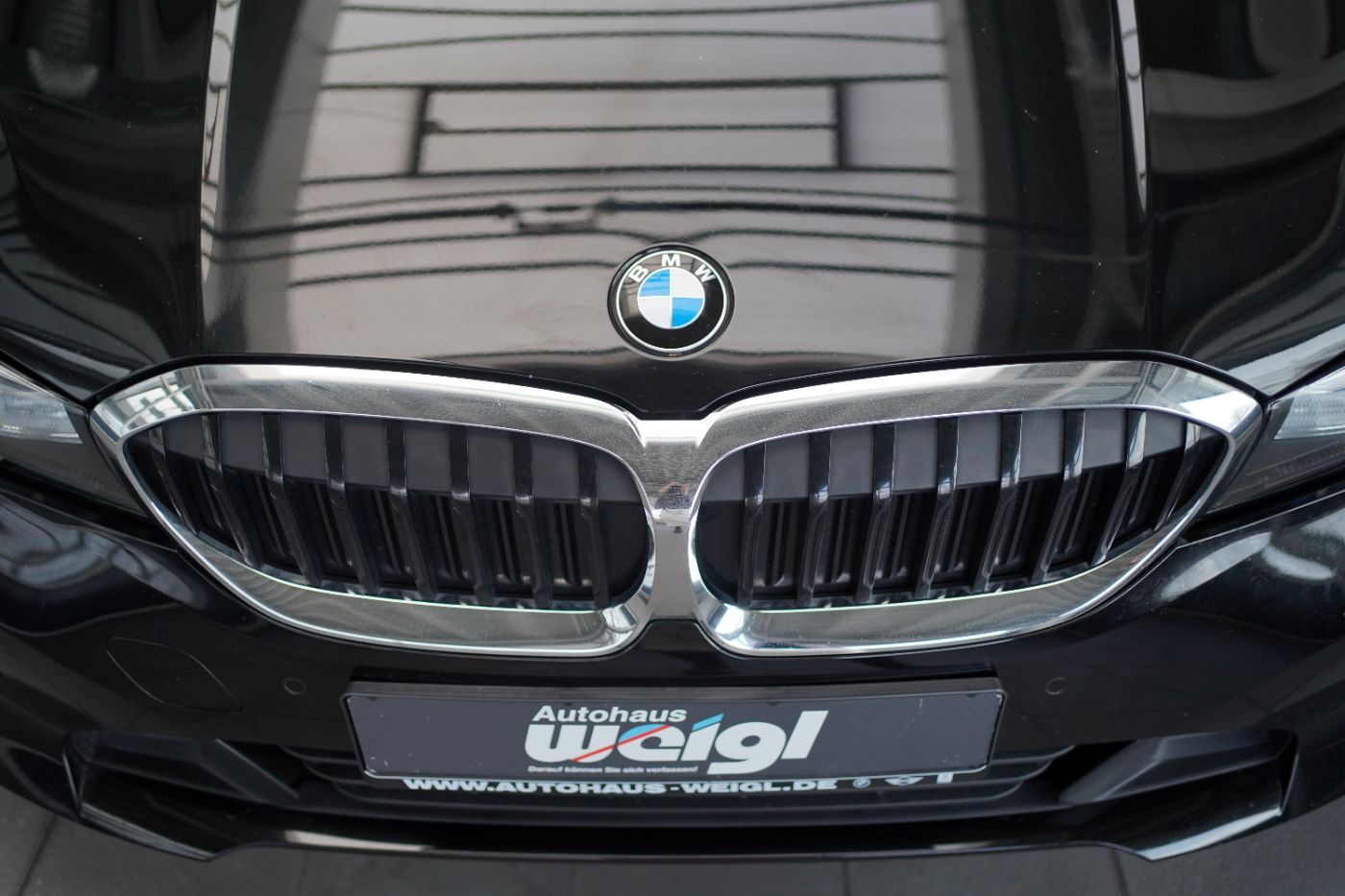 Fahrzeugabbildung BMW 320d Advantage +Teilleder+Live Cockpit Prof.+PDC