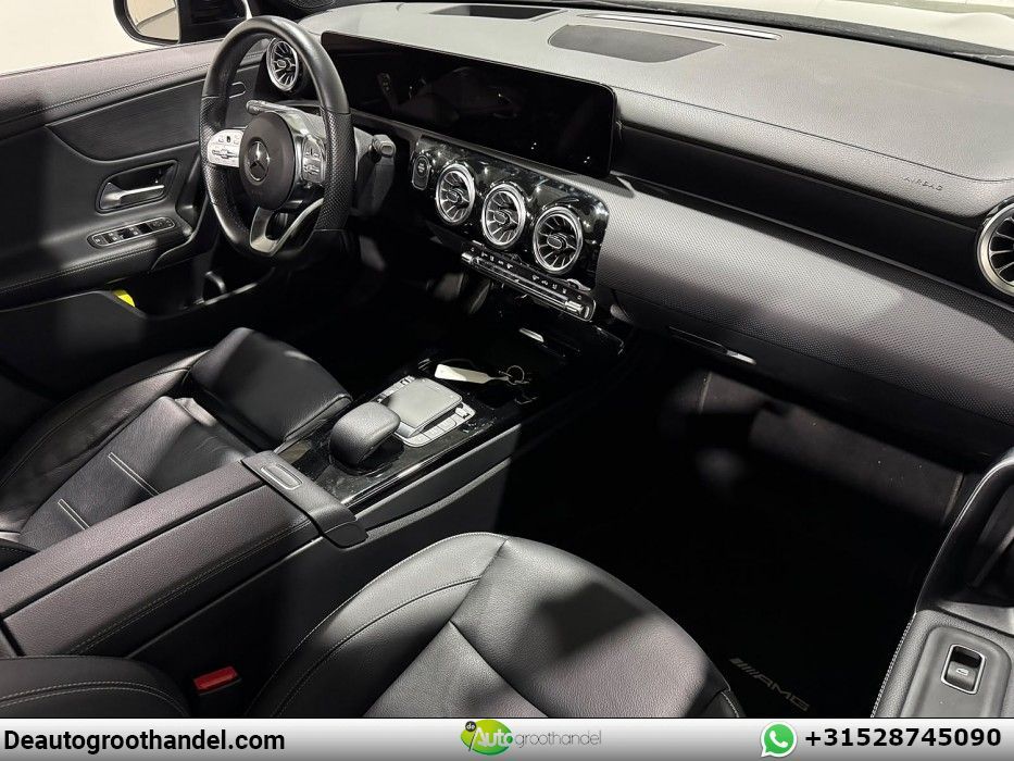 Mercedes-Benz CLA 250 e Premium Plus AMG Pano imagem 3