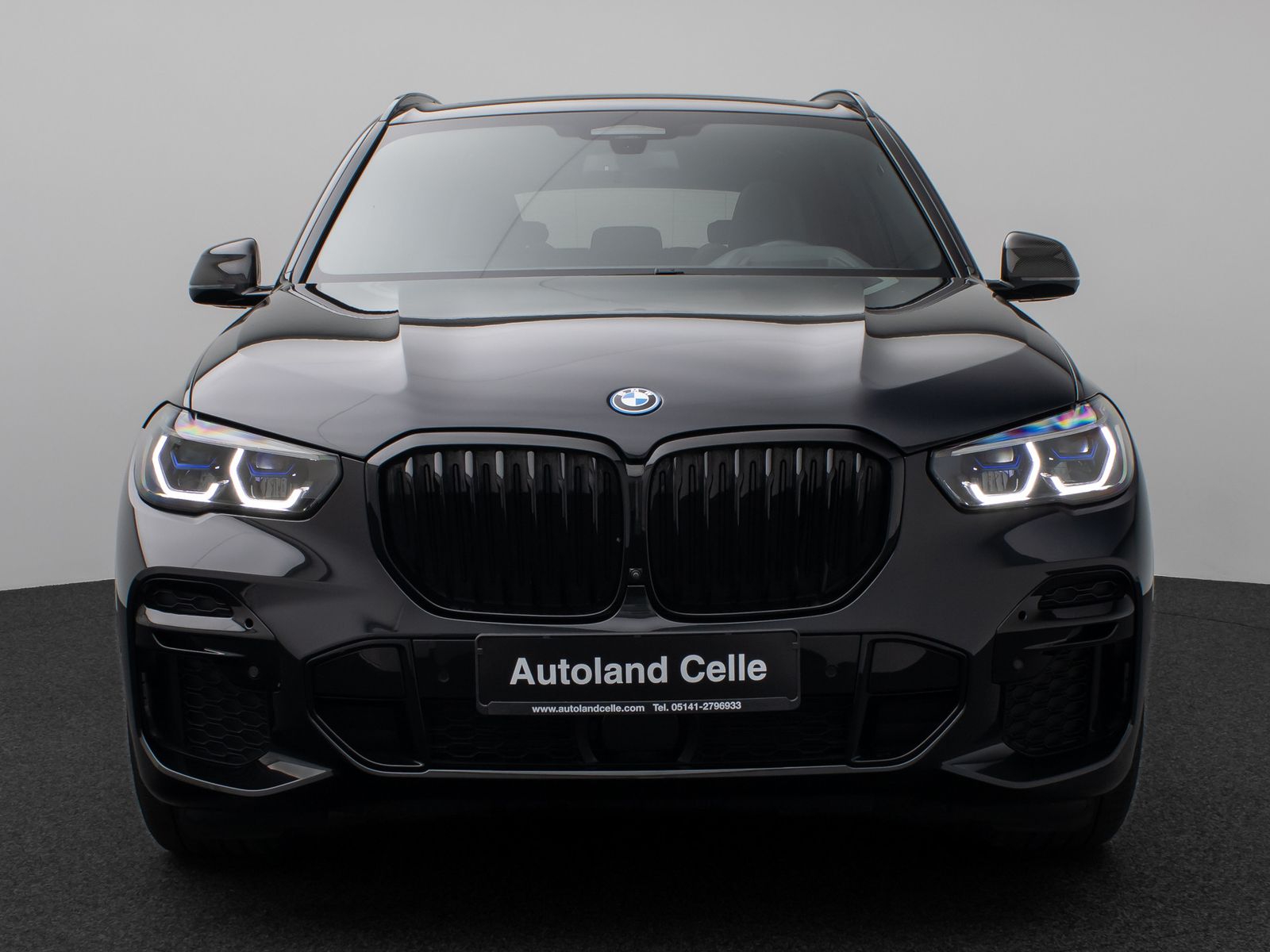 Fahrzeugabbildung BMW X5 xD45e M Sport Panorama Laser 360°HUD DAB B&W