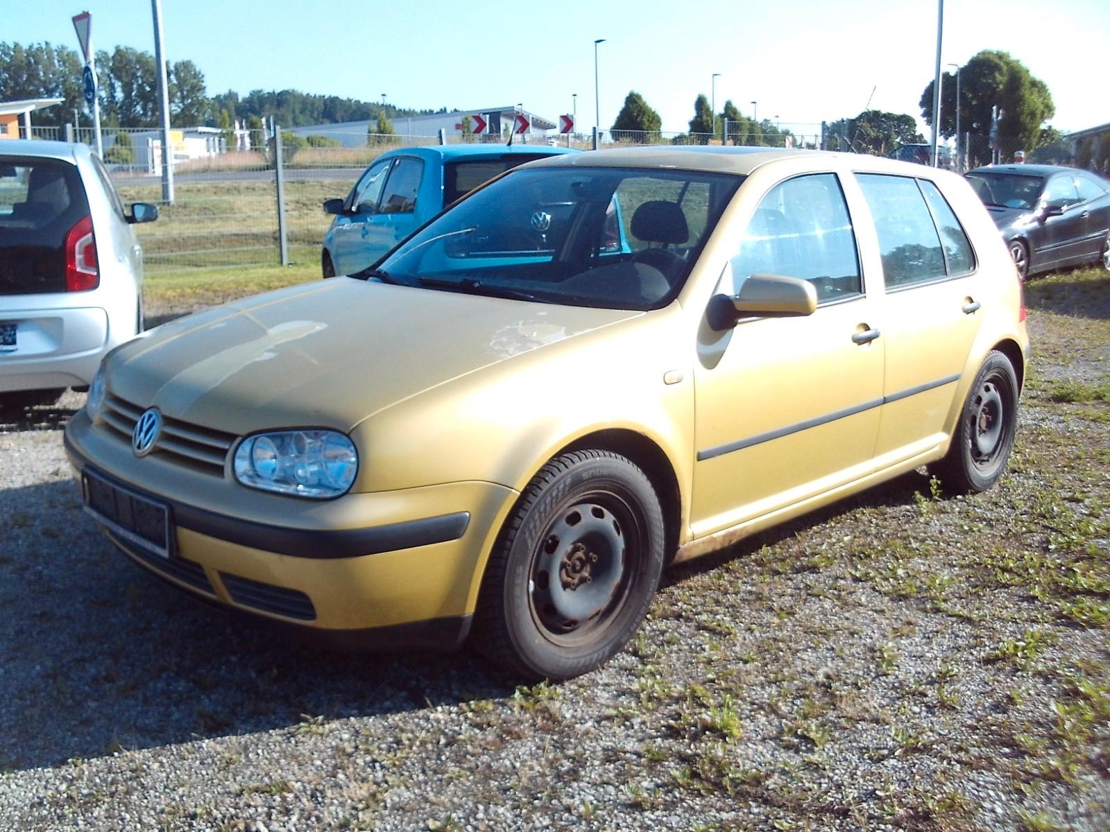 Volkswagen Golf 1.4 Trendline 3.Hand 8,Fachbereift AHK