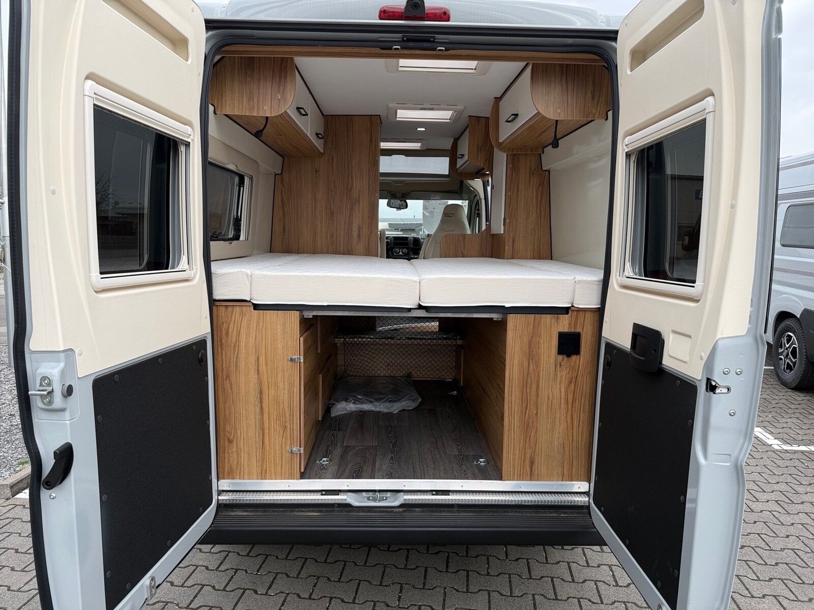 Fahrzeugabbildung Karmann Dexter DE 600 Automatik, Concept, Combi Heizung