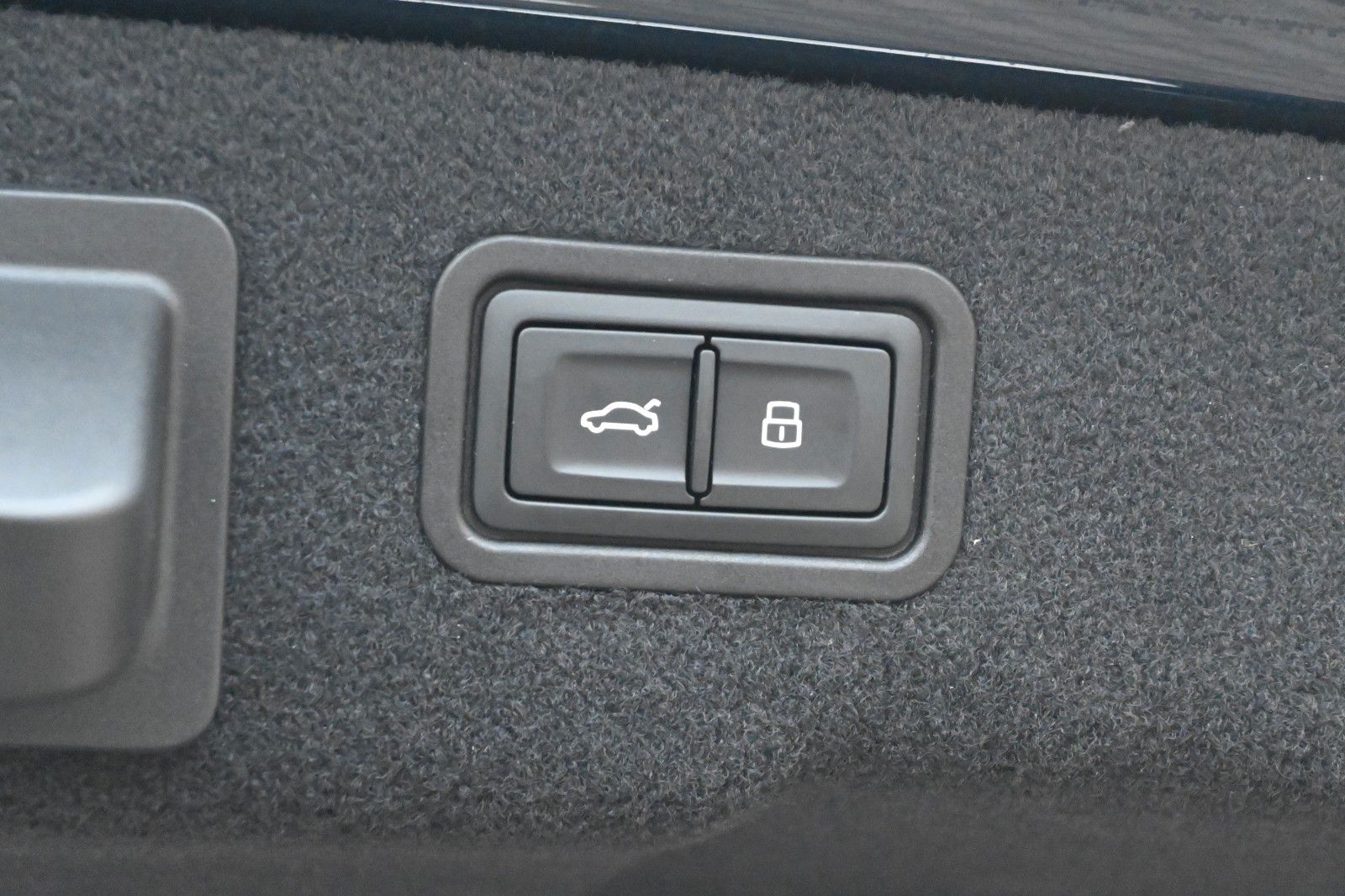 Fahrzeugabbildung Audi A8 50 TDI quattro *NAV*ACC*STDHZG*360°*MIETKAUF*