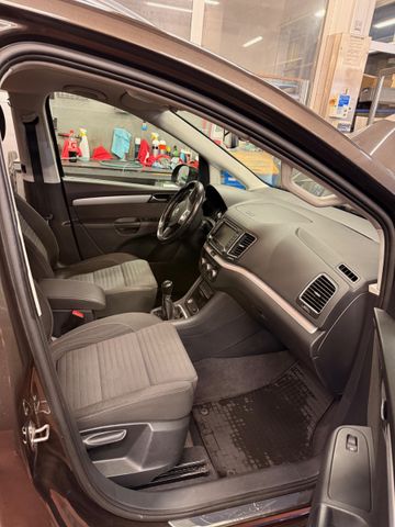 Sharan Cup 2.0 TDI 4Motion 6-Gang*7Sitz*AHK*