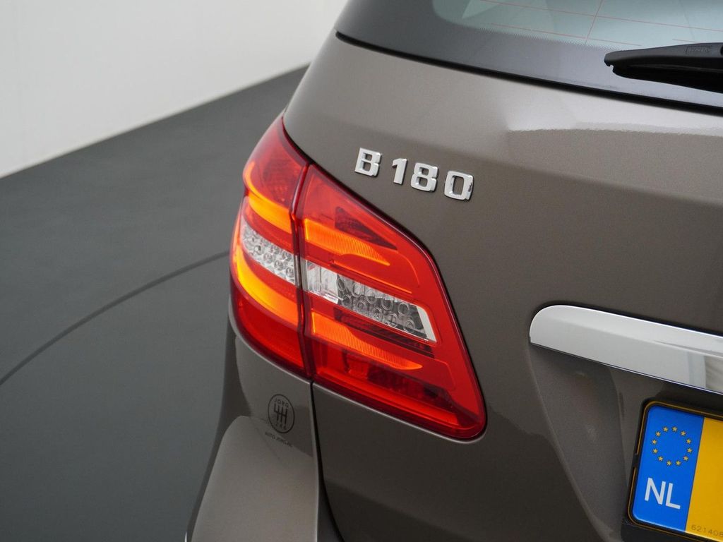 Mercedes-Benz B 180 Ambition
