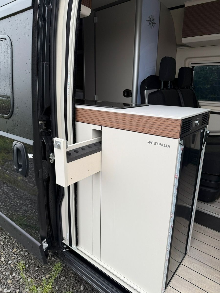 Fahrzeugabbildung Westfalia Columbus 640 E 180 PS Autom Tageszulassung