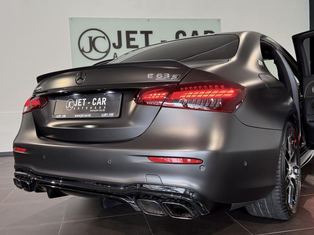 Mercedes-Benz E 63 AMG