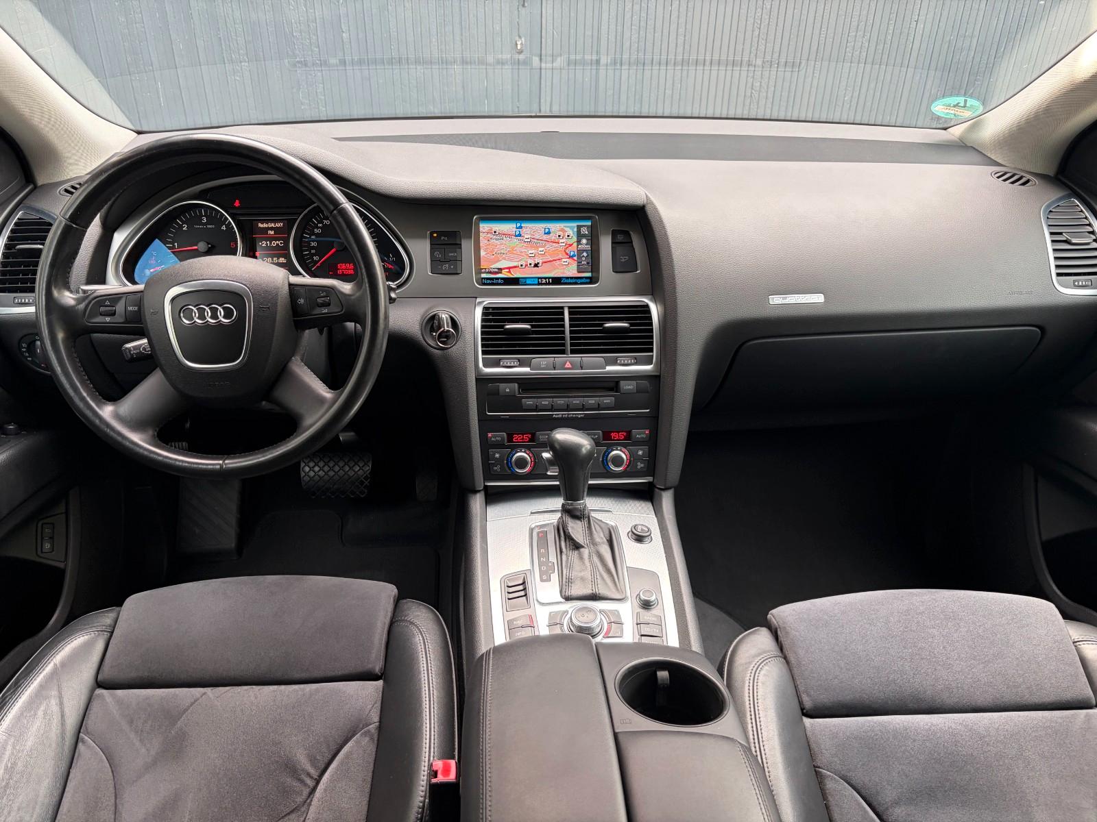 Audi Q7 3.0 TDI quattro 233 ch • 7 places • 1ère Main • GPS • Webasto • Attelage 3,5 t