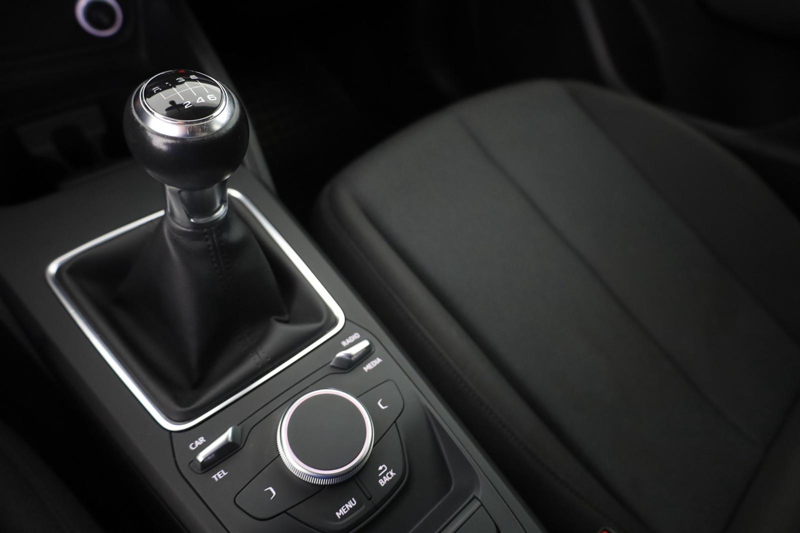 Audi Q2 1.0 TFSI Ultra Navi Sitzheizung Bluetooth USB