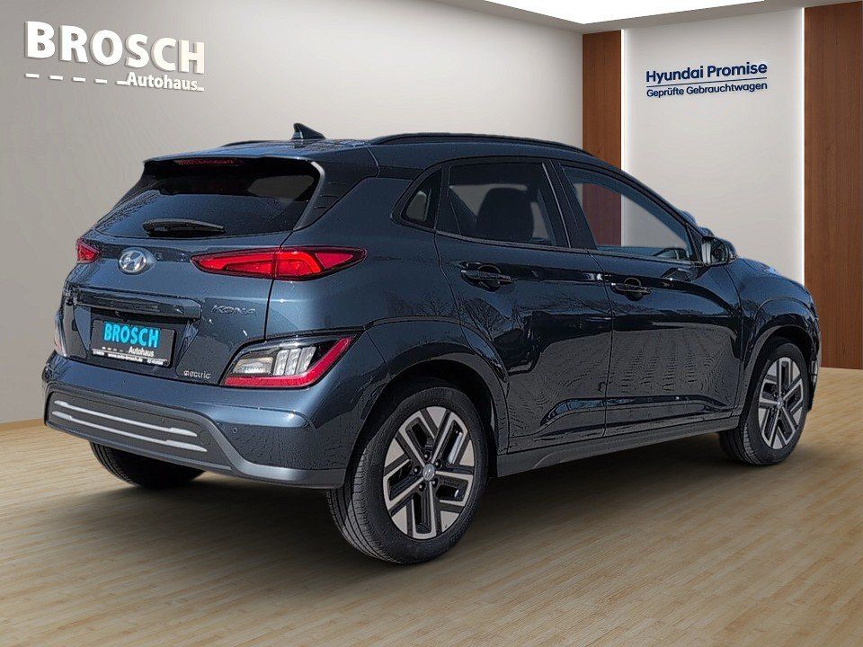 Fahrzeugabbildung Hyundai KONA EV 64kWh TREND 484KM NAV-P 1HD GARANTIE-30+