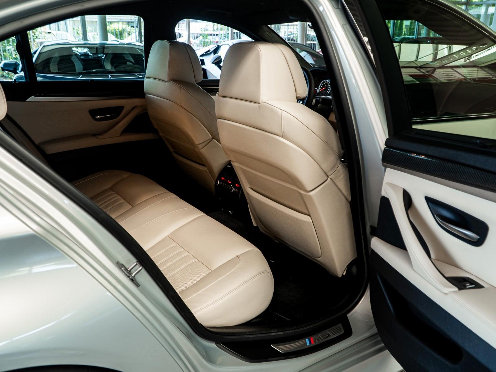 BMW M5 F10 V8 560 ch • 38 600 km • BMW Individual • Cuir Merino • Head-up • Sièges chauffants & ventilés • 20"