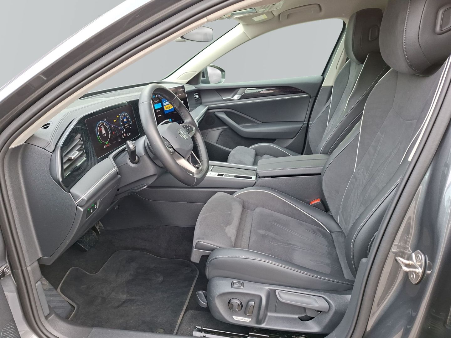 Passat Variant 1.5 TSI eHybrid Business *AHK*NAV