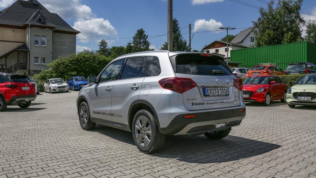 Autohaus Franke & Ebert - Suzuki VITARA 1.4 COMFORT ALLGRIP LED+NAVI+SHZ - Bild 4 Autohaus Franke & Ebert - Suzuki VITARA 1.4 COMFORT ALLGRIP LED+NAVI+SHZ - Bild 4