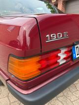 Mercedes-Benz 190E 1.8 -Sammlerzustand-Garagenfahrzeug - Mercedes-Benz 190: Limousine