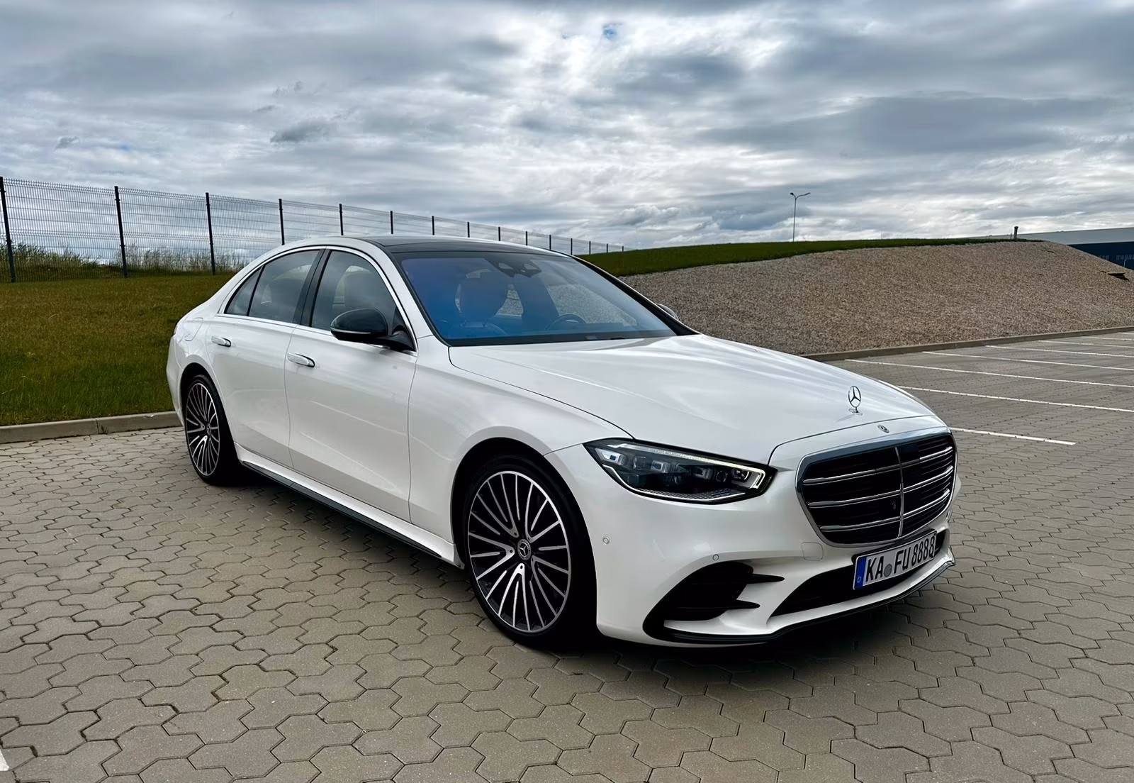 Mercedes-Benz S 500 S Limousine S 500 4Matic