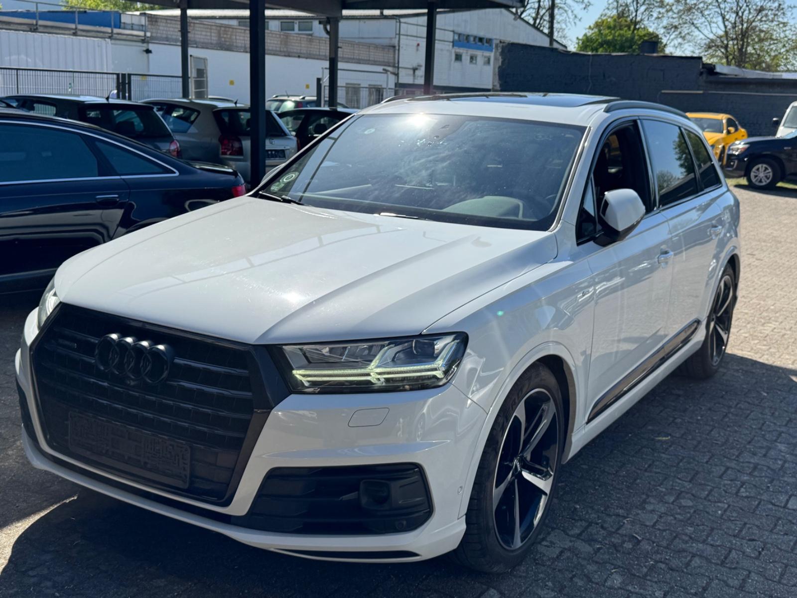 Audi Q7 3.0 TDI quattro 3x S-LINE/RAUTE/PANO/360"/7-S