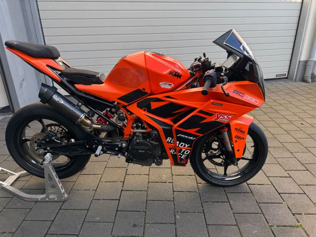 KTM RC 390 Racing