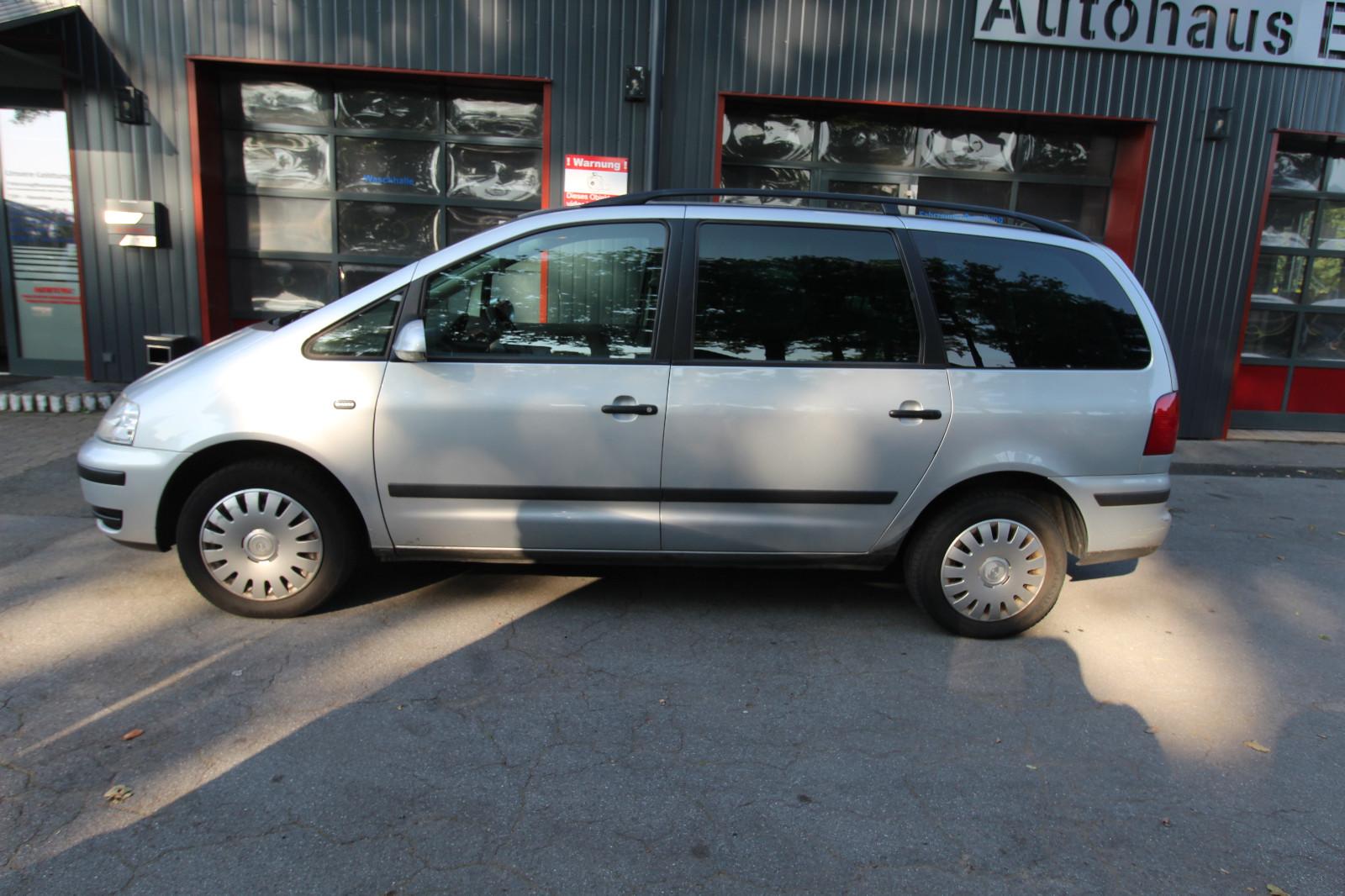 Volkswagen Sharan Trendline 1.9 TDI  AHK 7 Sitzer Klima