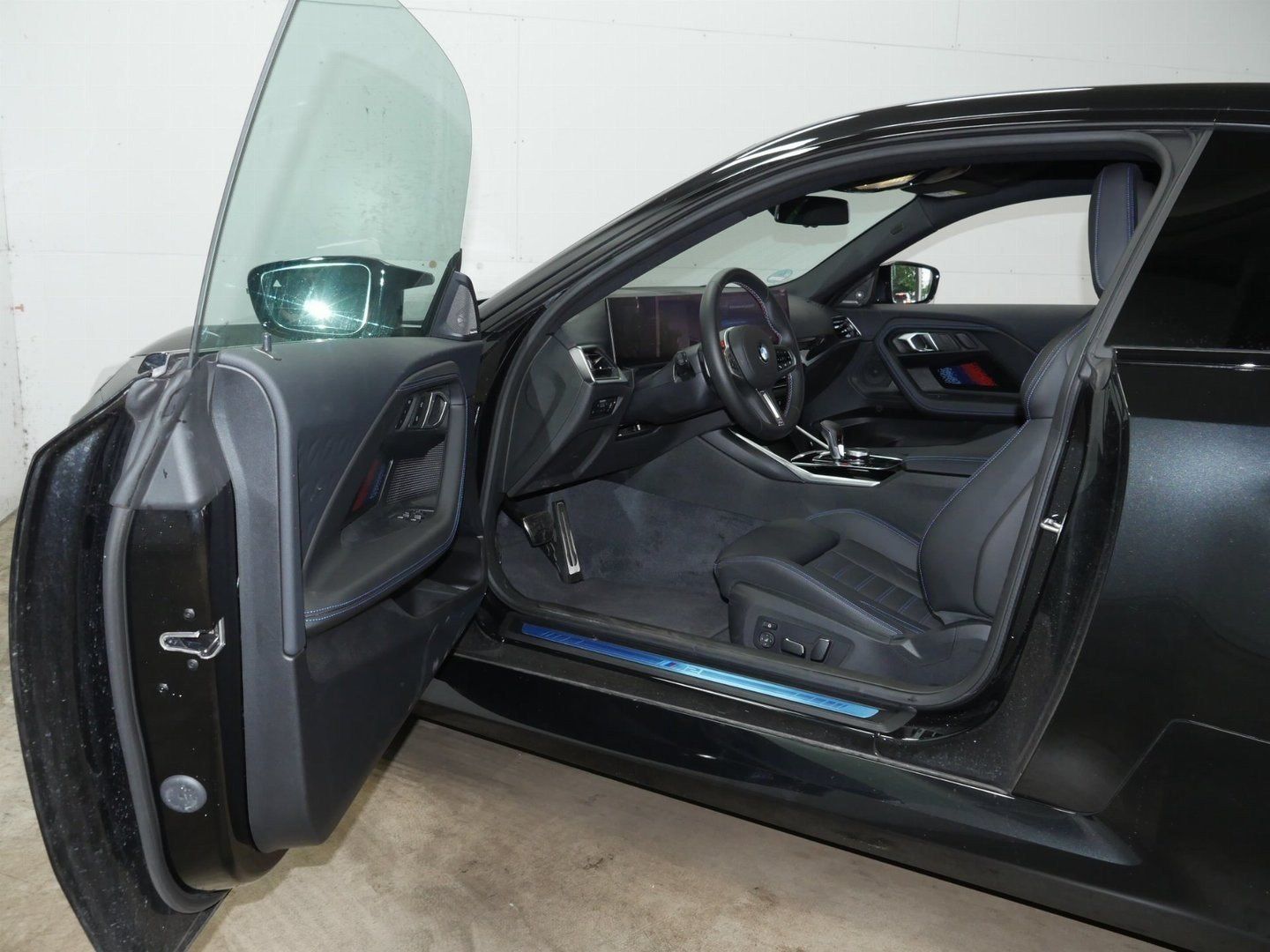 Fahrzeugabbildung BMW M2 Coupé M Compound-Bremse, Harman & Kardon
