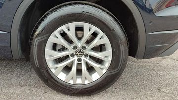 Volkswagen Touareg - 5
