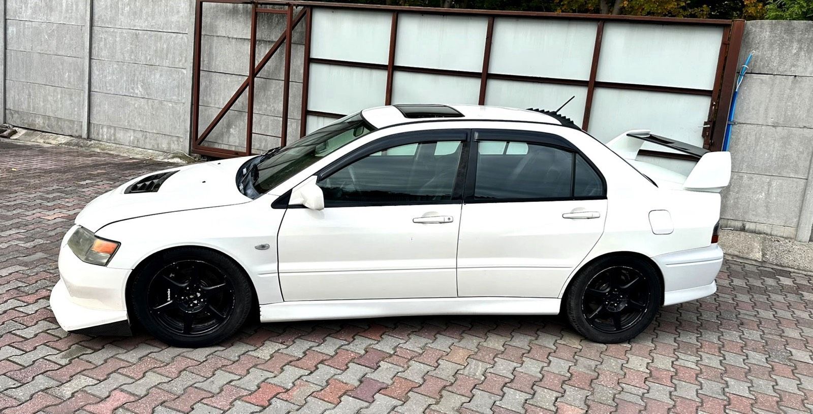 Mitsubishi Lancer Evolution 8 RS LHD USA