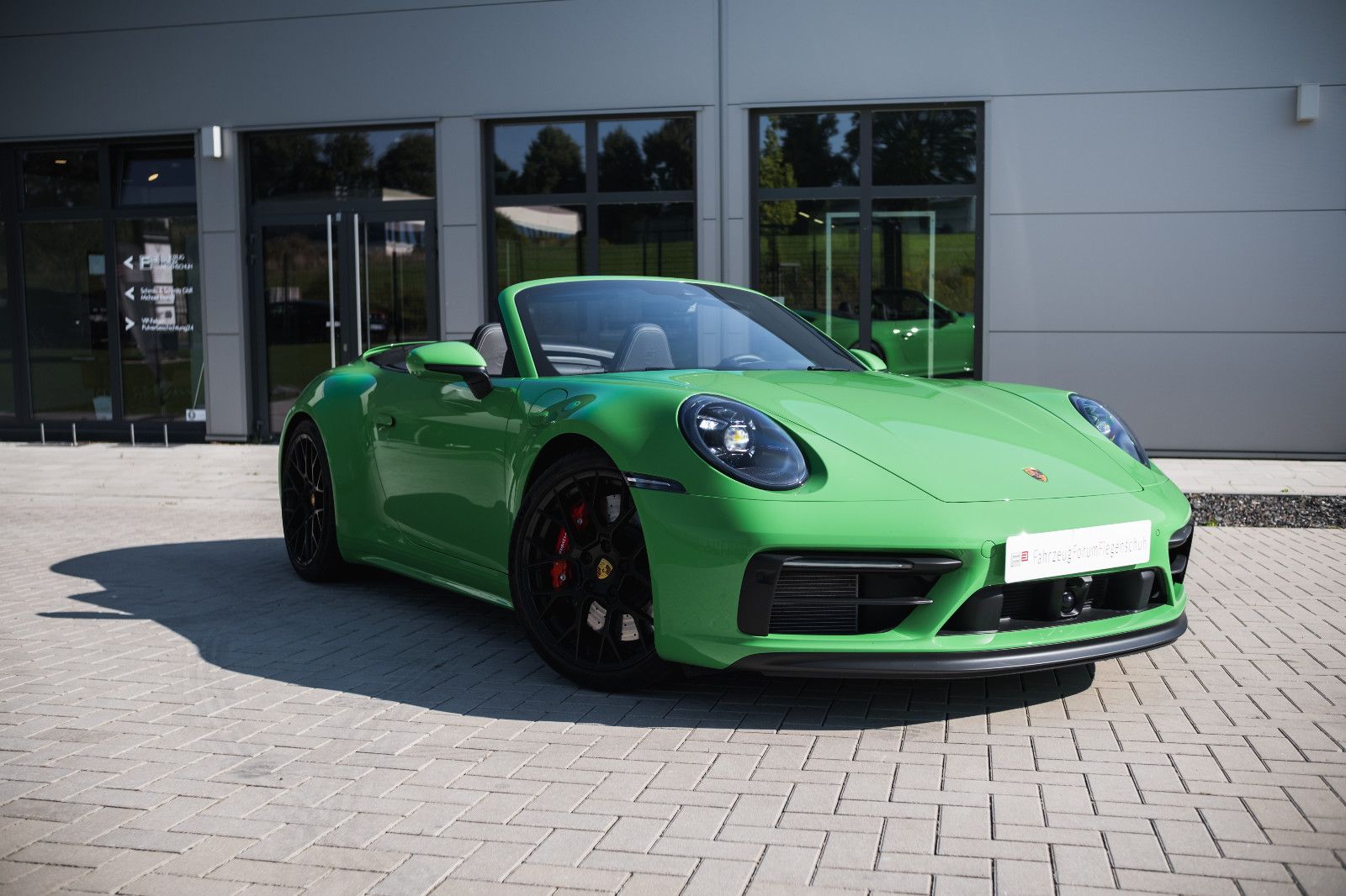 Fahrzeugabbildung Porsche 992/911 GTS-LED-Sitzbelü.-Inno-360´´-90 Ltr.
