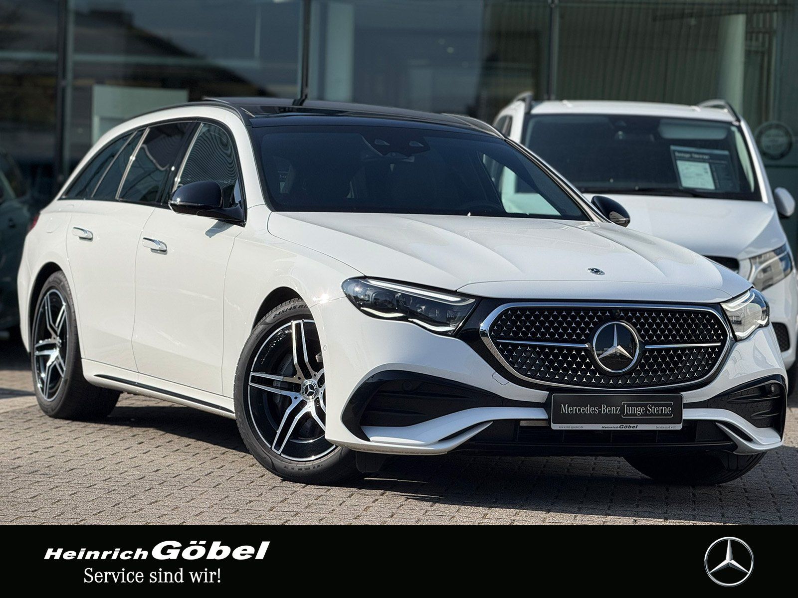 Fahrzeugabbildung Mercedes-Benz E 220 d T AMG*AHK*PANO*BURMESTER*DISTRONIC*TOTWI