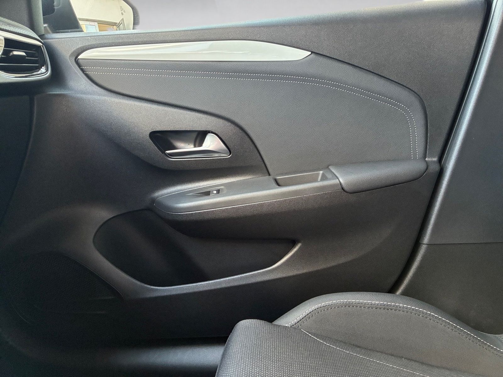 Fahrzeugabbildung Opel Corsa F 1.2 Turbo GS Kamera,LED,Matrix,SHZ,PDC