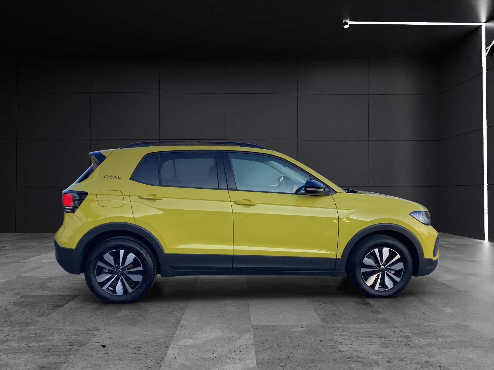 Fahrzeugabbildung Volkswagen T-CROSS TSI GOAL DSG LED Navi ACC SH VC