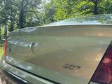 Peugeot 407 Tendance  - Peugeot 407 Tendance mit Benzin-Antrieb
