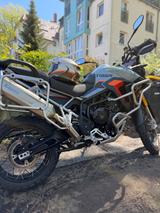 Triumph Tiger 900 Desert Edition - Triumph Tiger 900 Desert Edition