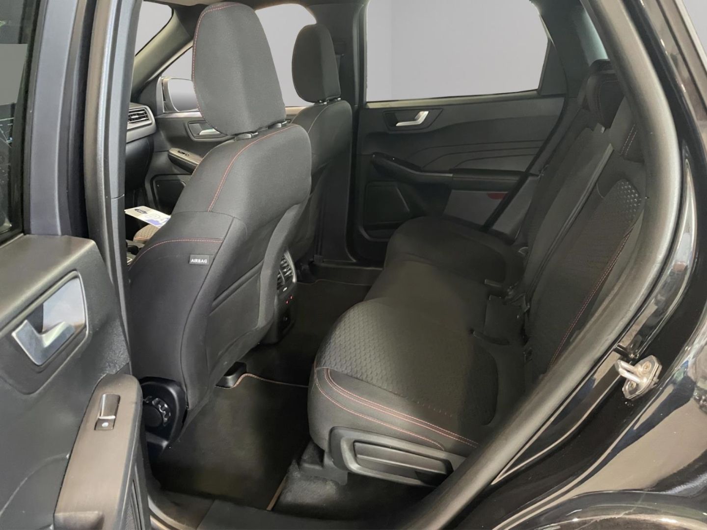 Fahrzeugabbildung Ford Kuga Hybrid ST-Line Navi Digitales Cockpit LED
