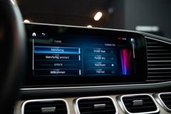 MERCEDES-BENZ GLE 450 4Matic AMG*PANO*HEADUP*CAM*AHK*TOP!